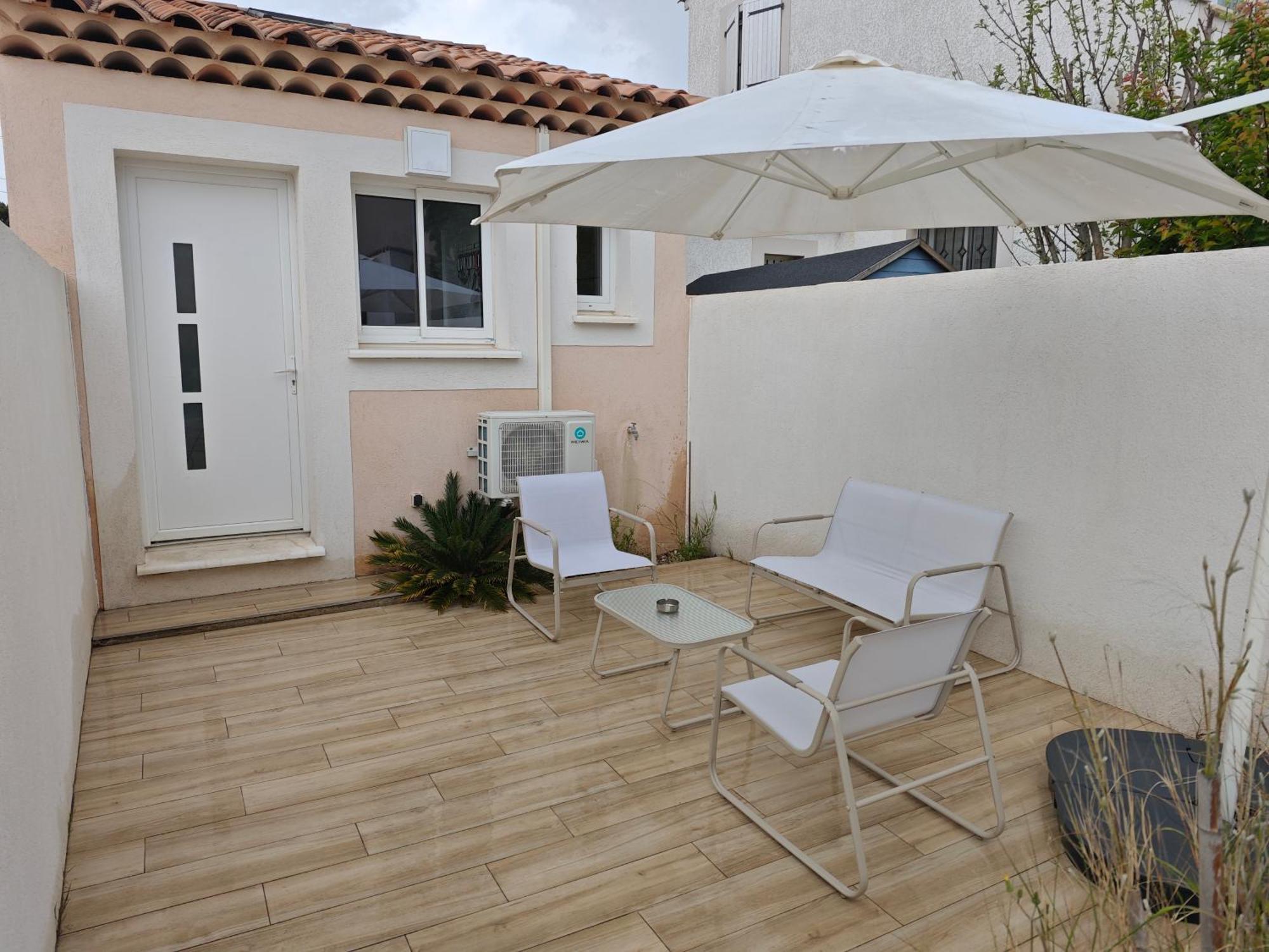 Coquet Studio Port-de-Bouc Exterior foto